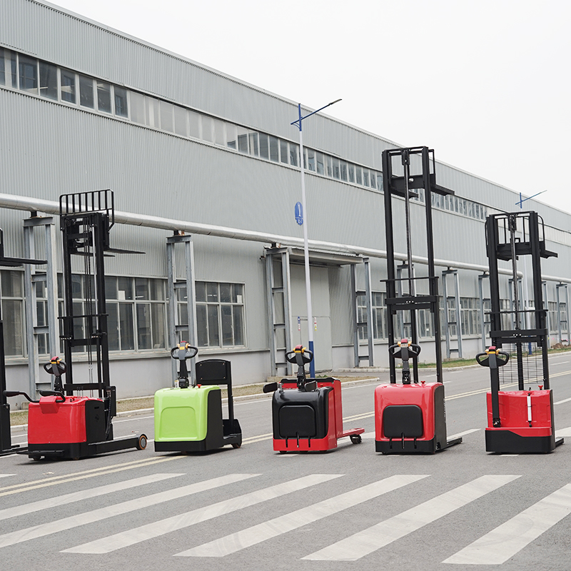 Compact Semi Electric Stacker  - огляд і ціна Electric Forklift
