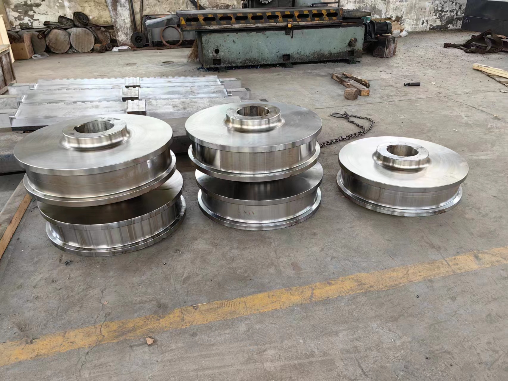 Heavy Load Crane Wheel for Min - огляд і ціна Heavy Equipment Mining